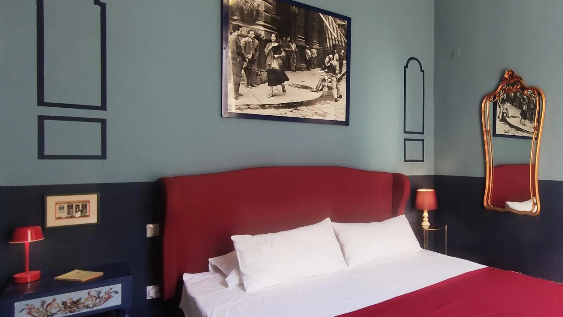 Apartment Maison Metro Mergellina Naples Italy